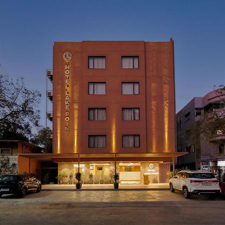 Hotel Lake Point Ahmedabad Exterior photo